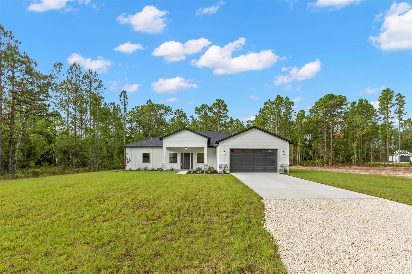 View of 13332 Schick Ave, photo 2