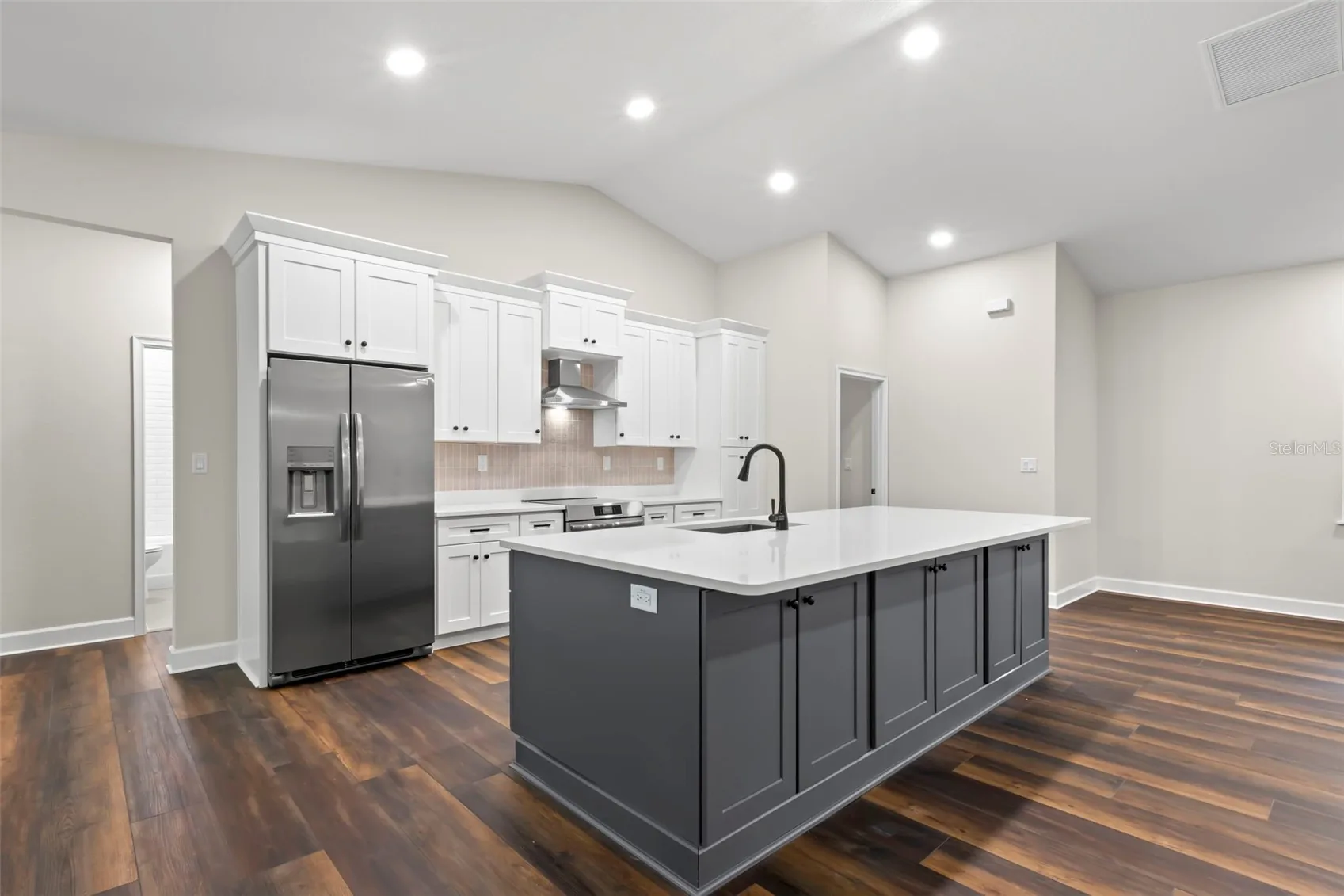 View of 13332 Schick Ave, photo 5
