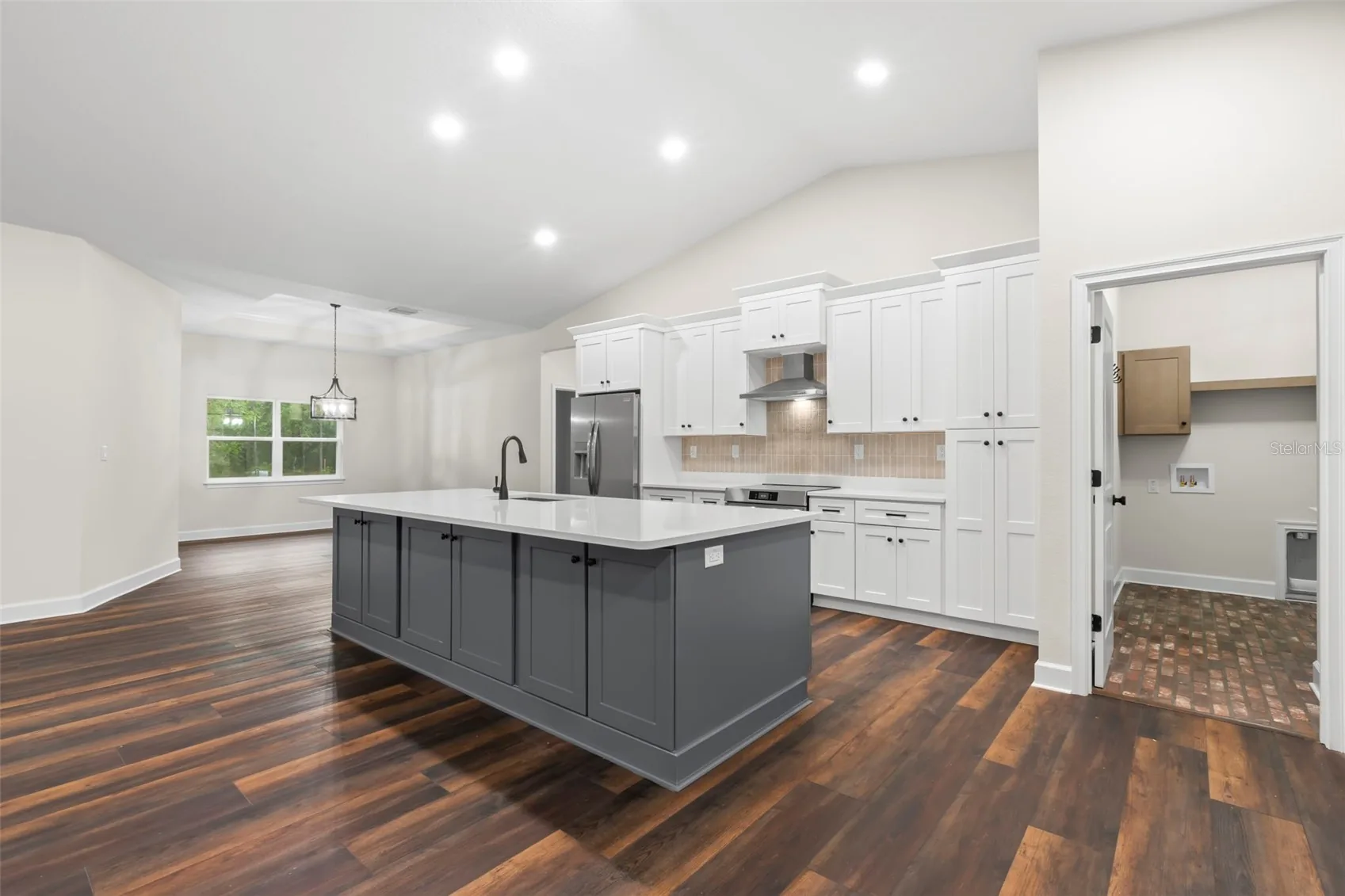 View of 13332 Schick Ave, photo 8