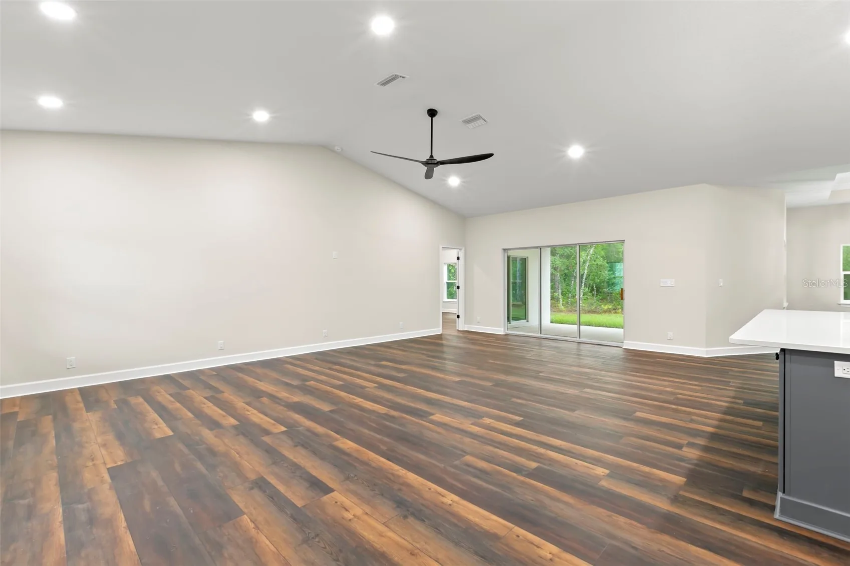View of 13332 Schick Ave, photo 14