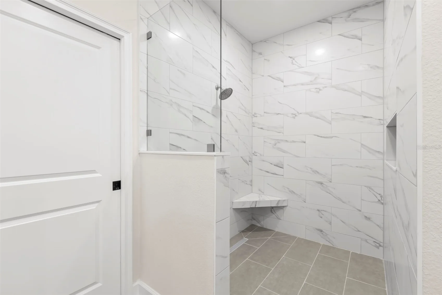 View of 13332 Schick Ave, photo 27