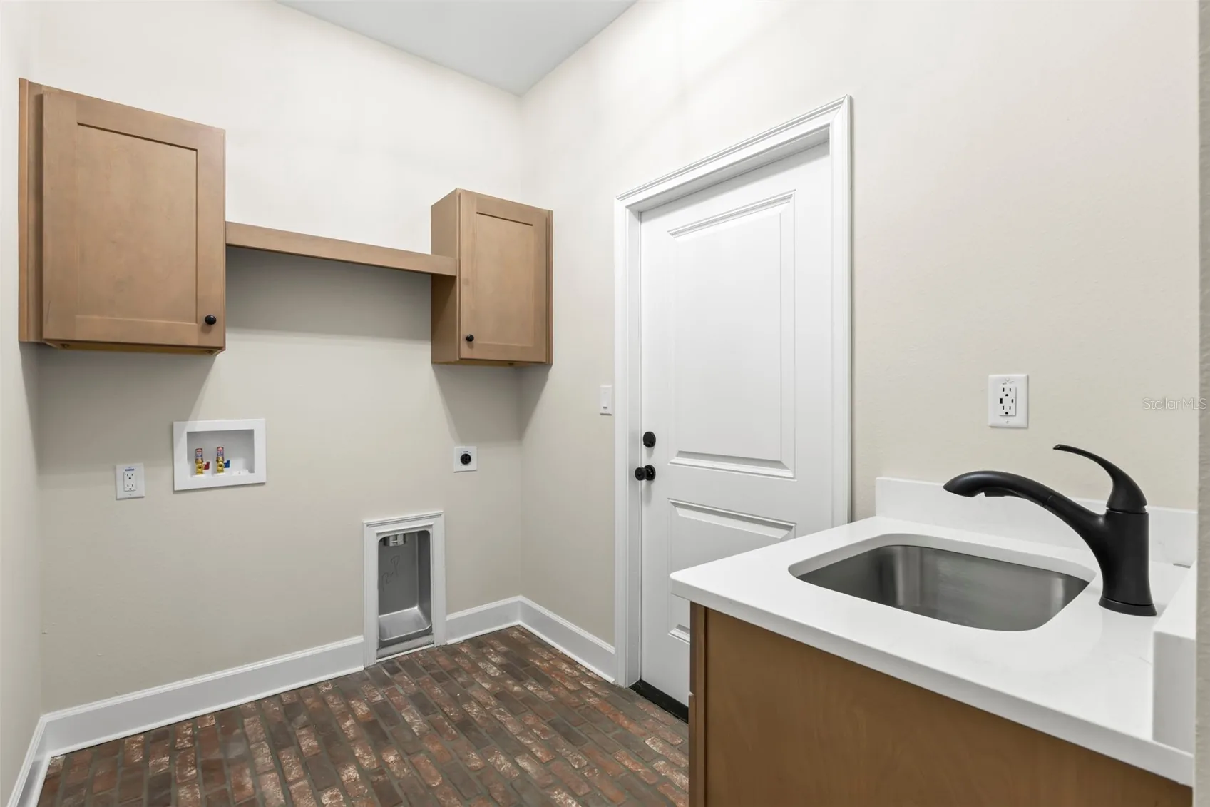 View of 13332 Schick Ave, photo 39