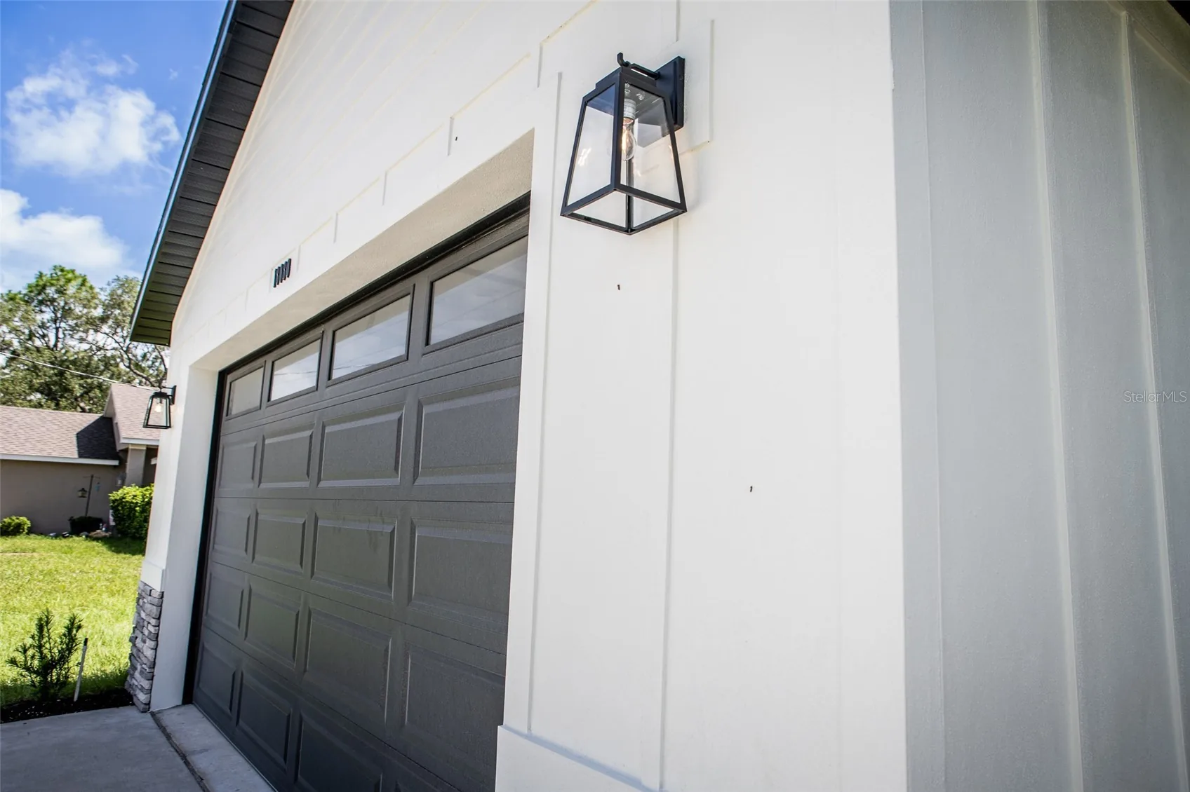 View of 18080 Maberly Rd, photo 4