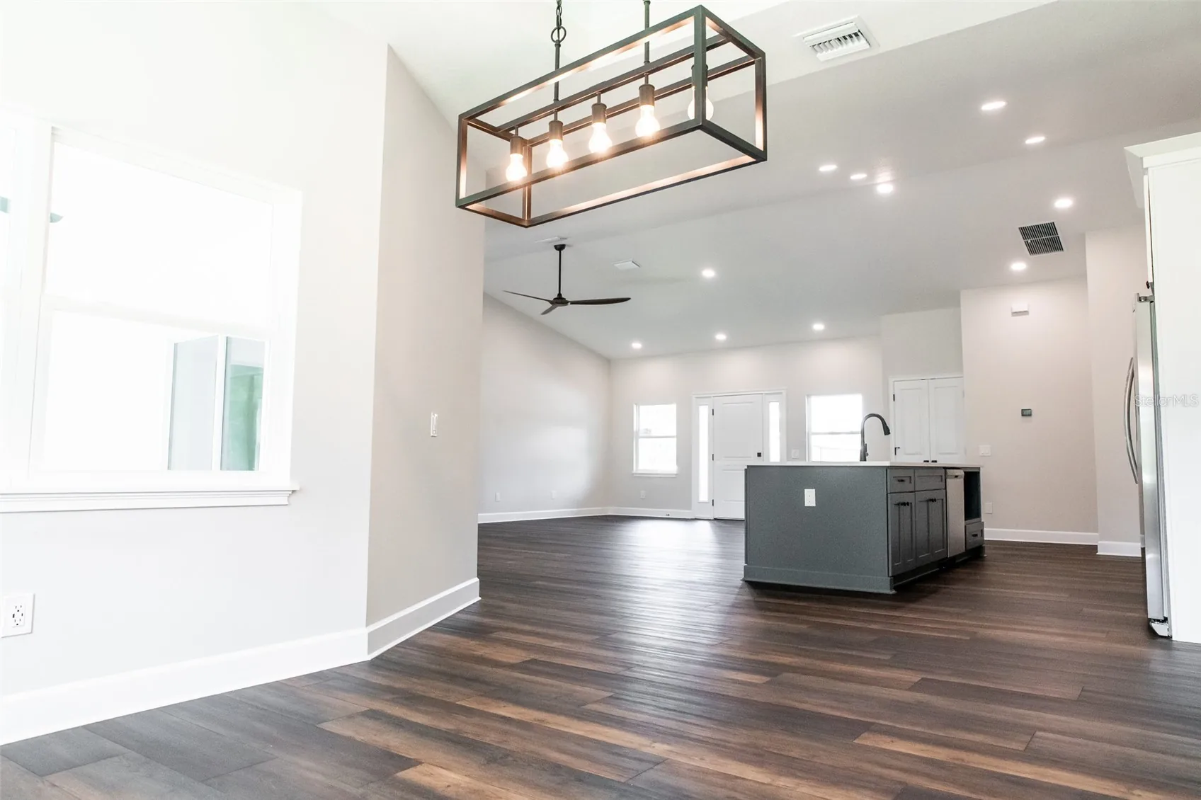 View of 18080 Maberly Rd, photo 9
