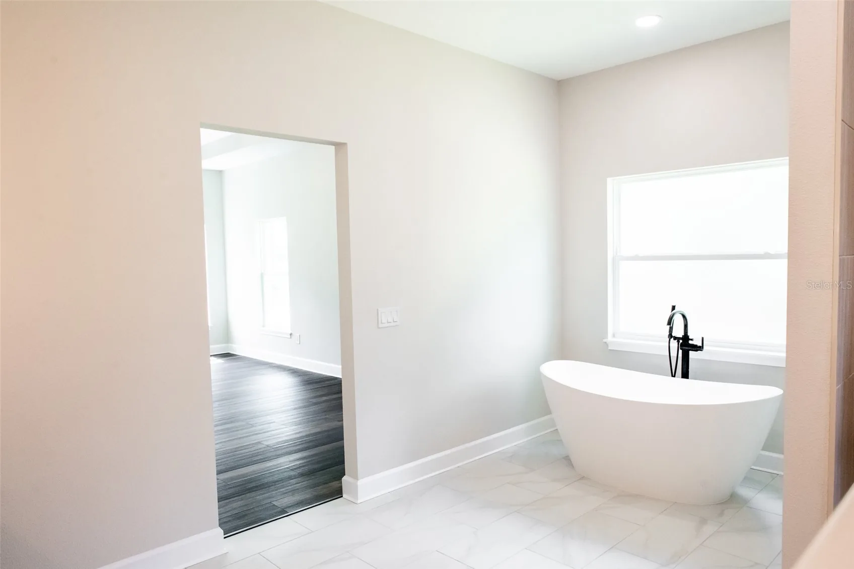 View of 18080 Maberly Rd, photo 24